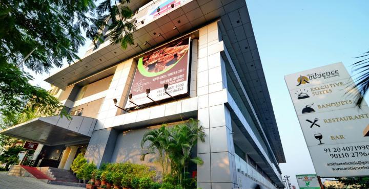 Ambience Executive Hotel Pimpri-Chinchwad Bagian luar foto