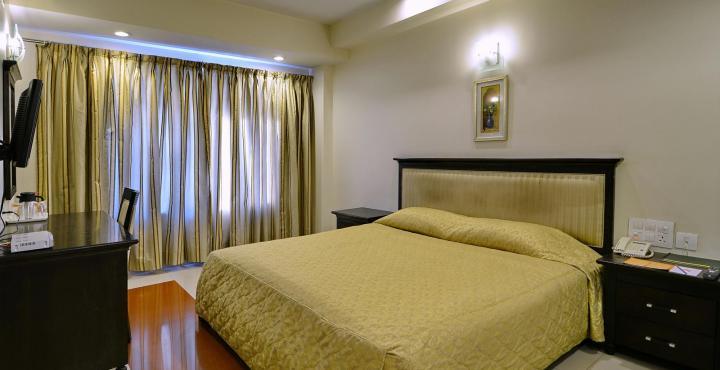 Ambience Executive Hotel Pimpri-Chinchwad Bagian luar foto