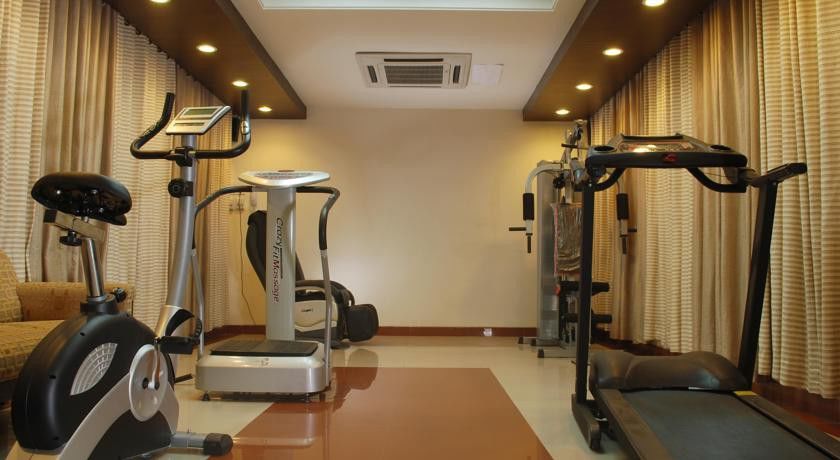 Ambience Executive Hotel Pimpri-Chinchwad Bagian luar foto